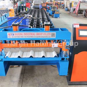 roof panel forming machine