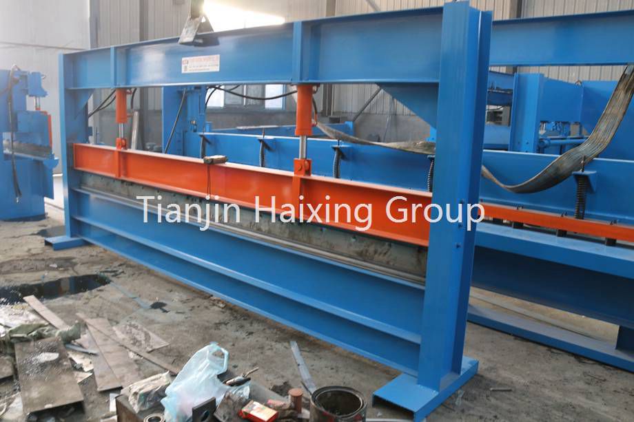 color steel sheet bending machine