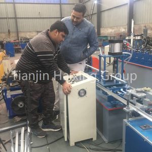 t-shaped forming machine